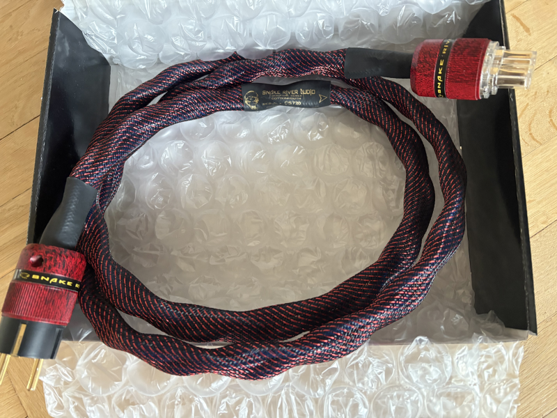 Snake River Audio, Cottonmouth SIGNATURE. Power Cable. 2m. Snake River Audio, Cottonmouth SIGNATURE. Power Cable. 2m. - Bild 3 av 5