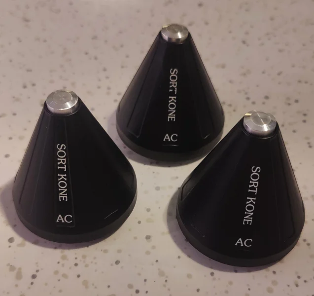 3 st Nordost Sort Kone AC &ndash; Hifi-isolering i nyskick - Bild 1 av 1