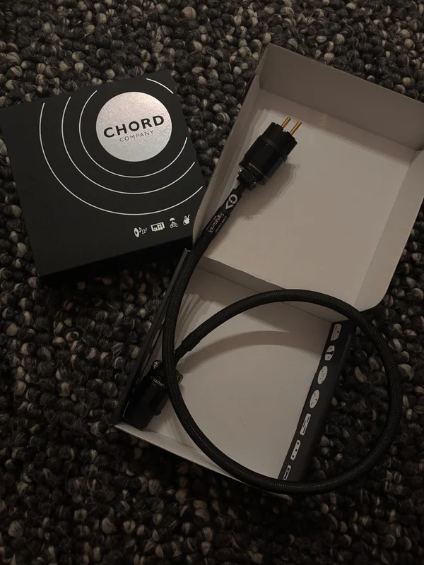 Chord signature X power 16A Chord signature X power 16A - Bild 1 av 2