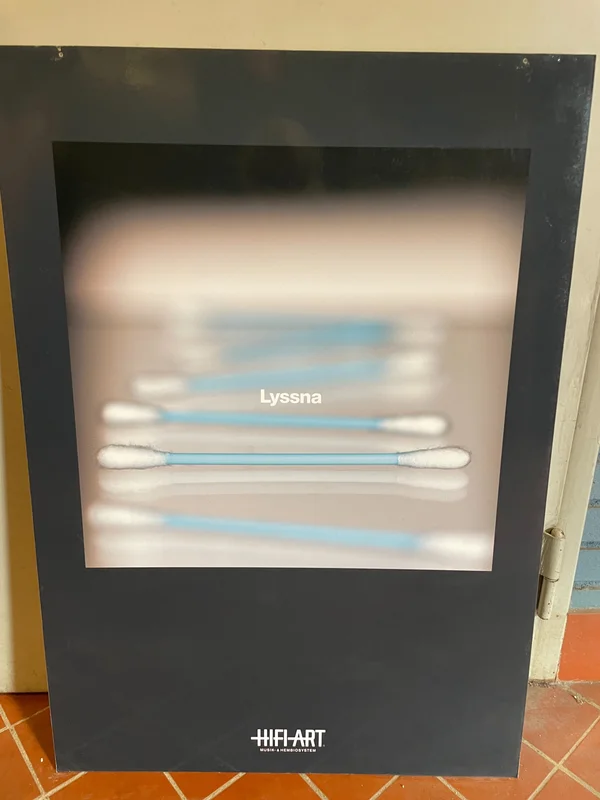 LYSSNA - Bild 1 av 1