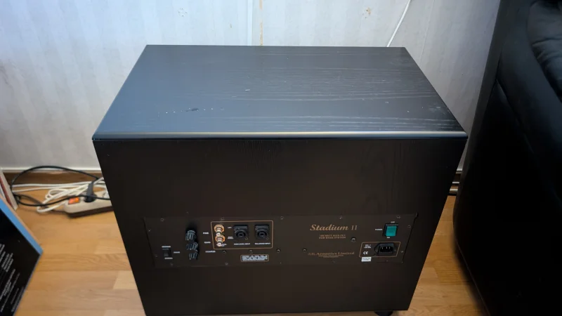 REL Stadium Il subwoofer - Bild 2 av 3