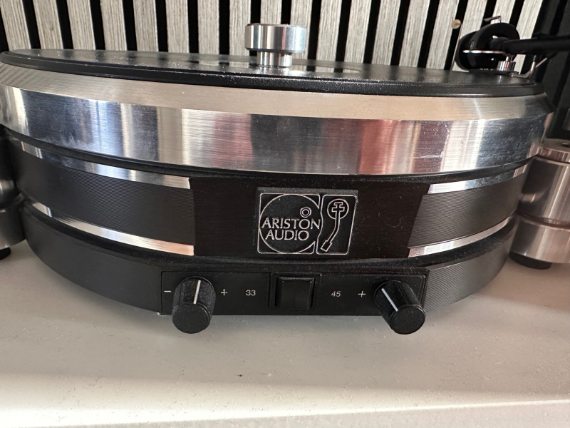 Ariston RD-40 Skivspelare i mycket fint skick - Bild 2 av 5
