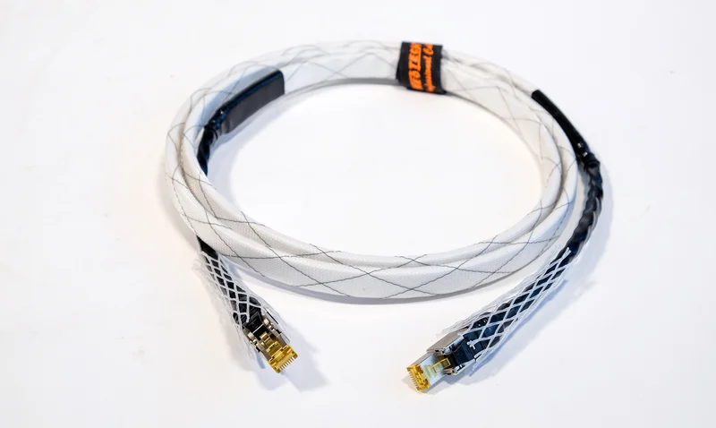 Neotech N&auml;tverkskabel NEET-1008 Silver 2m - Bild 1 av 2