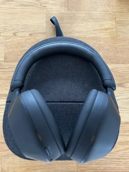 Sony WH-1000XM5 Wireless Over-ear Sony WH-1000XM5 Wireless Over-ear - Bild 2 av 4