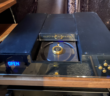 Electrocompaniet EMC-1 Mk5