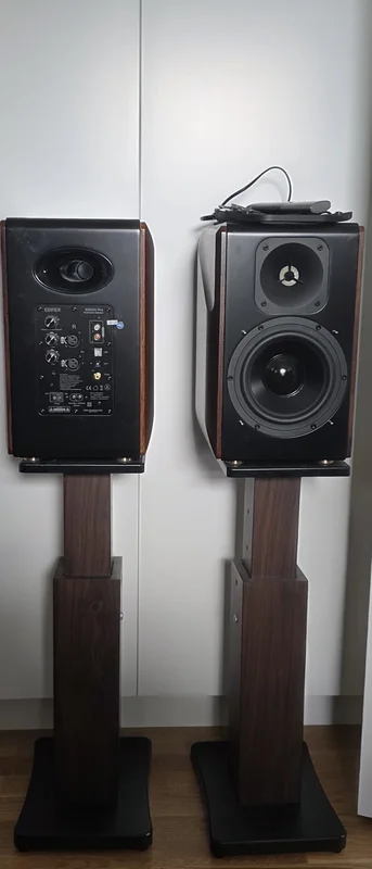 Aktiva stativare med balanserad input bla. Edifier S3000 Pro Aktiva stativare med balanserad input bla. Edifier S3000 Pro - Bild 1 av 3