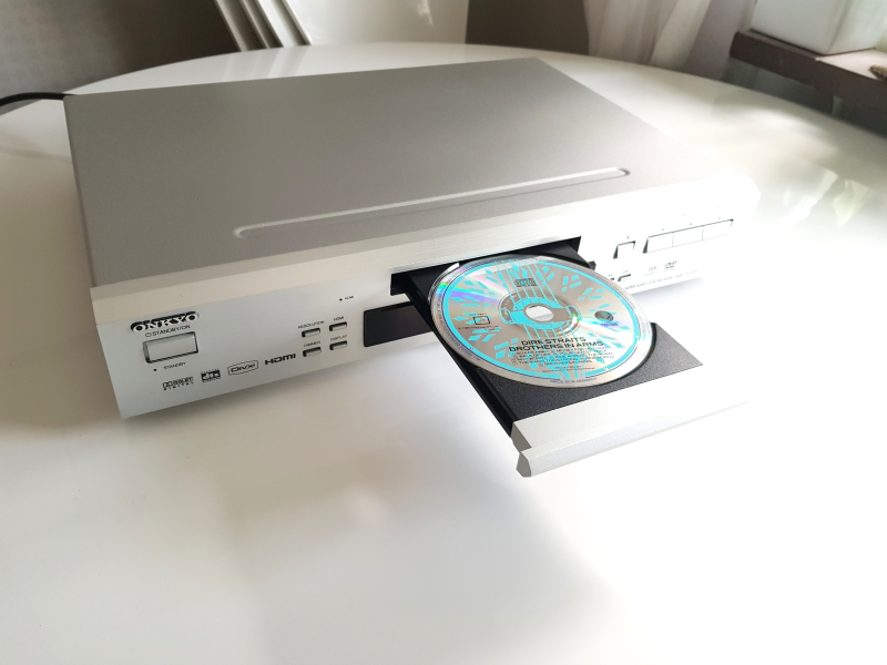 Onkyo DV-SP504E / SACD Spelare / DVD  - Bild 2 av 9