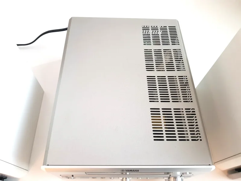 Yamaha MCR-E320 Ljudsystem / CD-Receiver - Bild 10 av 20