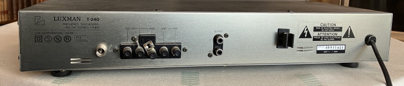 Luxman T-240 Tuner mkt fint skick! - Bild 3 av 3