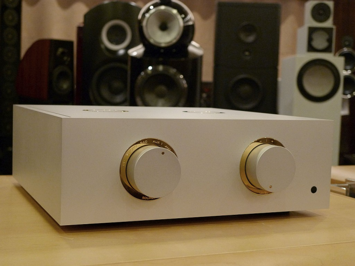 Bespoke Audio Passive Preamplifier