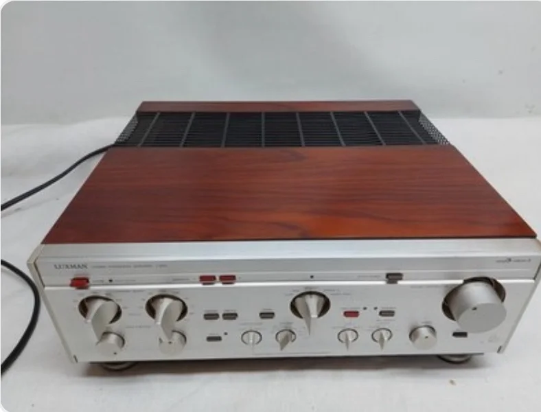 Luxman L550 klass A Luxman L550 klass A - Bild 1 av 2