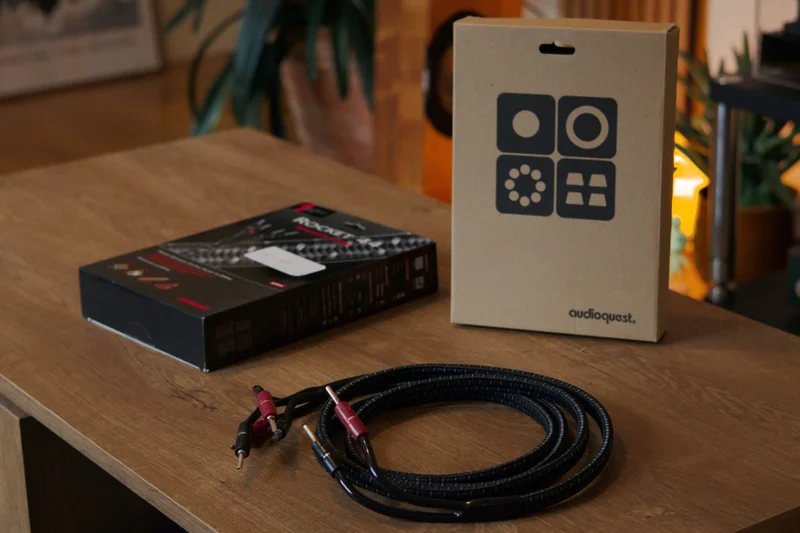 Garderobsrensning (AudioQuest, Ludic, NAD) - Bild 6 av 8