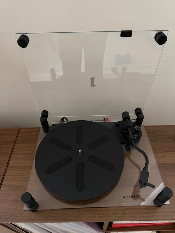 Transparent vinylspelare i svart - Bild 5 av 12