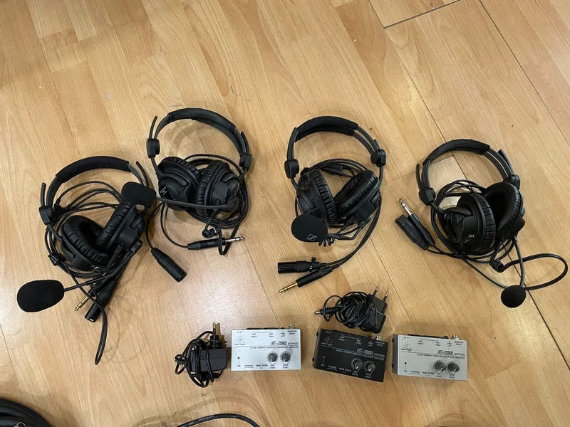 Sennheiser HME27 (4 st) + intercom setup / kablage - Bilde 2 av 3