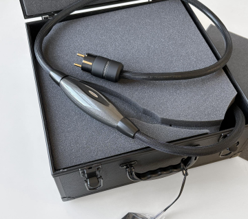 Transparent Reference Power Cord G6, C19 - 1,5m