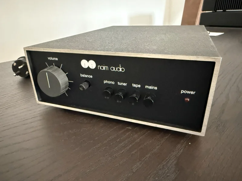 Naim Nait 1 + Linn Kan MK1 med originalstativ - Bild 2 av 6