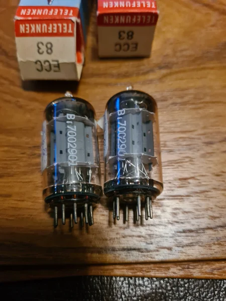Telefunken ECC83 Telefunken ECC83 - Bild 1 av 1