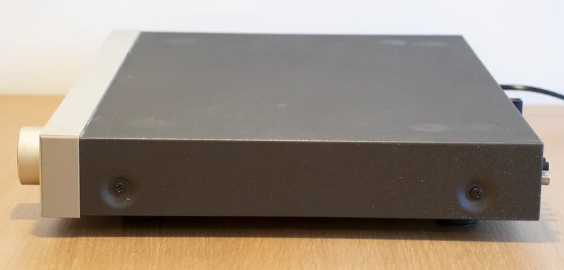 Harman Kardon TU905 Linear Phase Stereo FM/AM Tuner (1985-86) - Bild 4 av 6