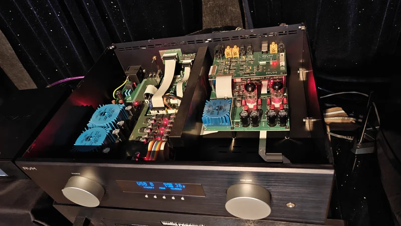 AVM SD 5.2 Evolution streaming r&ouml;r f&ouml;rsteg - Bild 2 av 3