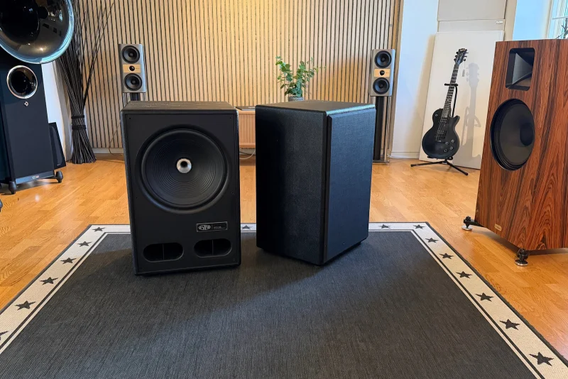 Vestlyd V15C - Begagnade l&auml;ttdrivna h&ouml;gtalare - Bild 1 av 3