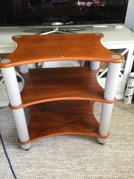 Solid Tech rack - Bild 1 av 2