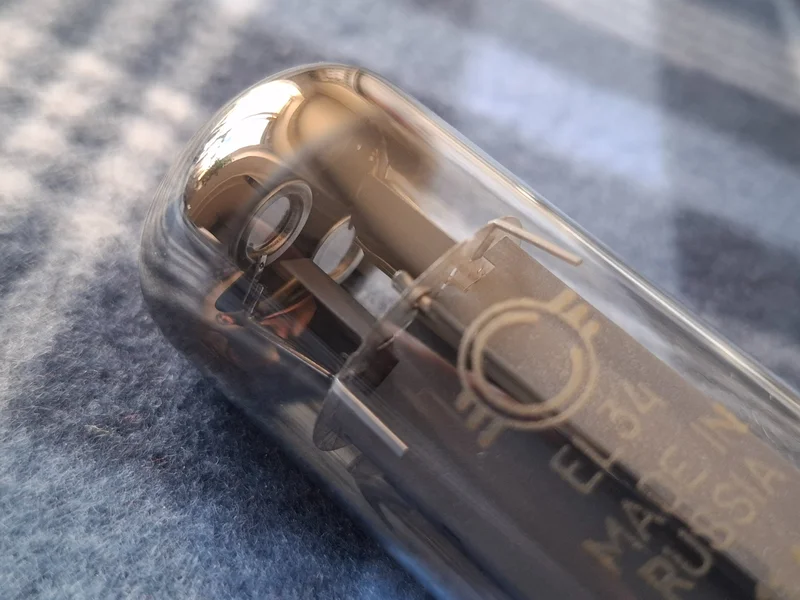 EL34 Svetlana Winged - C - SED / NOS Matchad kvartett radior&ouml;r - Bild 5 av 6