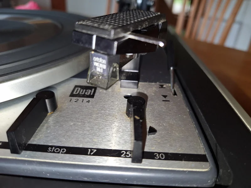 Dual 1214 Dual 1214 - Kuva 6 / 7