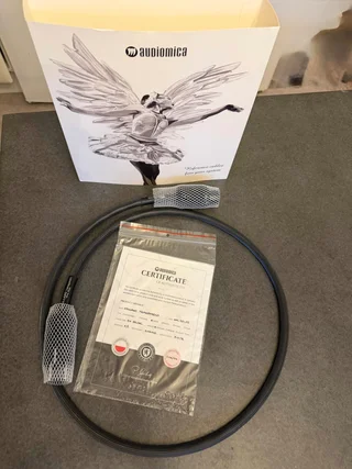 Strömkabel från Audiomica