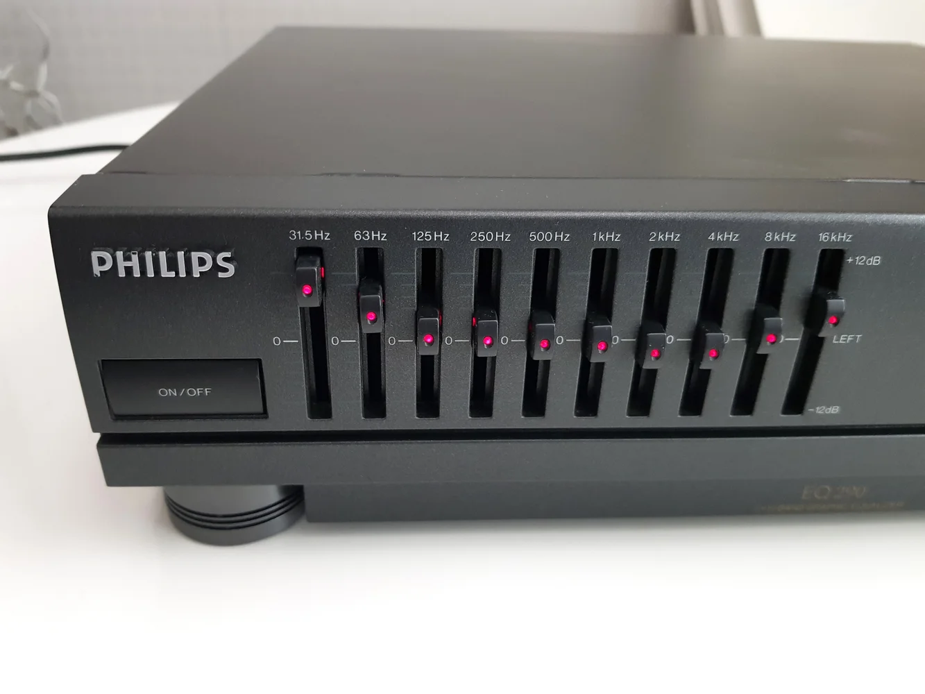 Philips EQ-290 Stereo Grafisk Equalizer - Bild 2 av 9