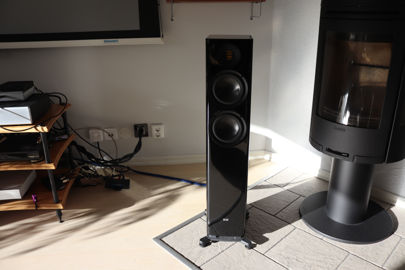 ELAC Solano FS 287, mk 1, svarta - Bild 1 av 4