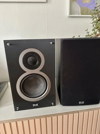 Elac Debut B5