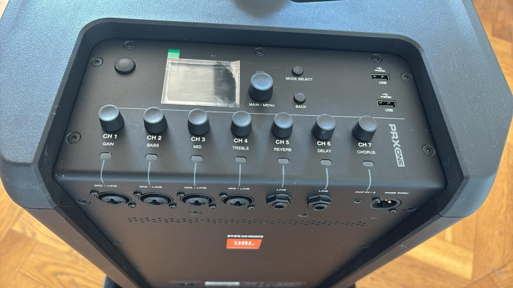 JBL PRX One högtalare