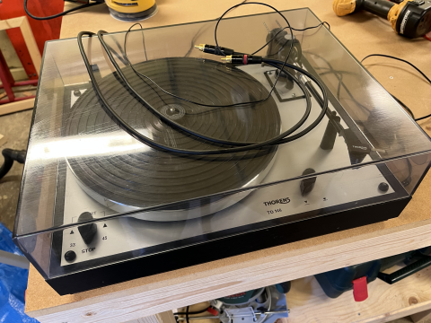 Thorens td 146