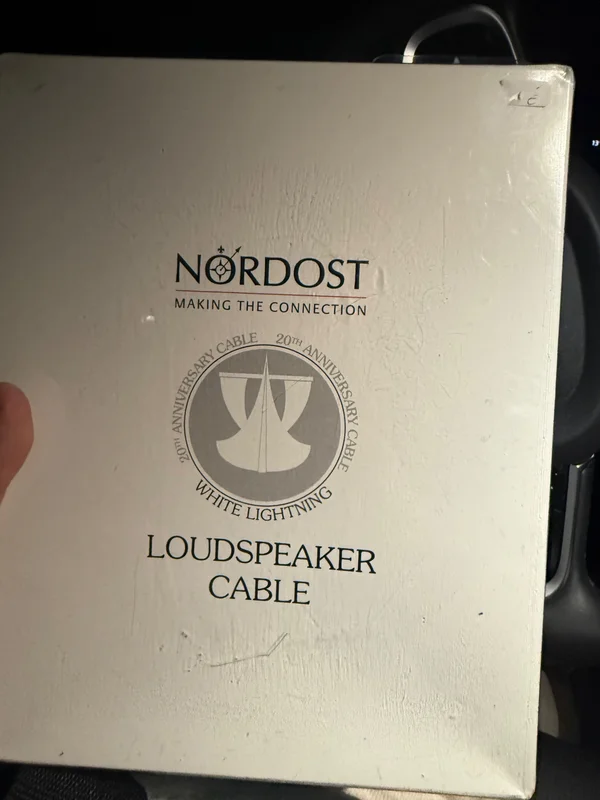 Nordost White Lightning högtalarkabel 2 × 2 m Nordost White Lightning högtalarkabel 2 × 2 m - Bild 3 av 4