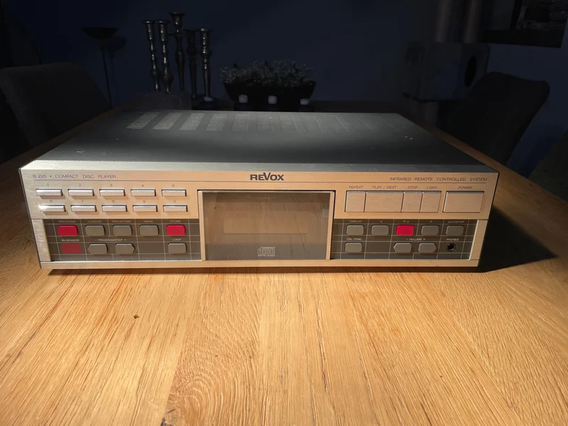 Revox B225  CD-spelare - Billede 1 af 6