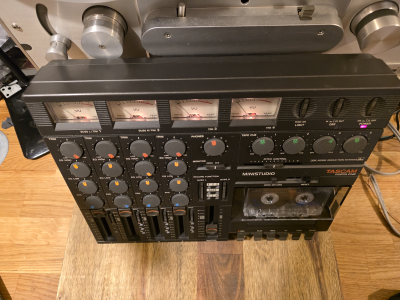 Tascam / teac  mini studio mixer Porta One - Bild 5 av 6