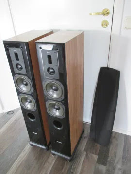 Dynavoice Definition DF-5 i bra begagnat skick. välljud...