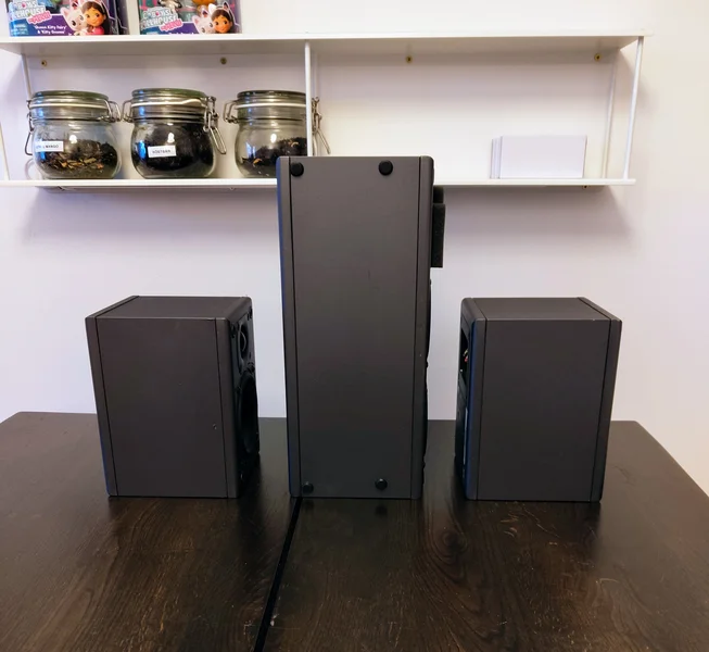 M&K Sound K5 & K7 – Högkvalitativt men diskret LCR-frontsystem M&K Sound K5 & K7 – Högkvalitativt men diskret LCR-frontsystem - Bild 3 av 5