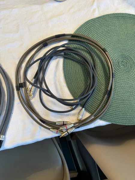 RCA signalkablar - Bild 2 av 2