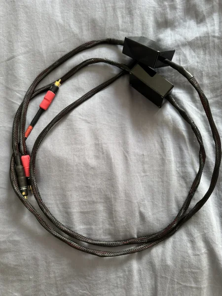 Respons signalkablar i RCA utf&ouml;rande! - Bild 1 av 2