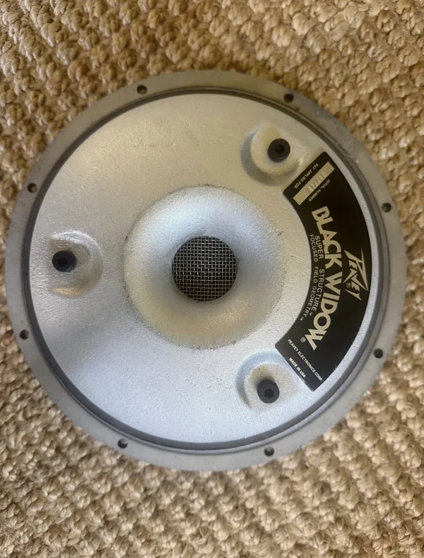 PEAVEY BLACK WIDOW 12&rdquo; Guitar element  - Bild 1 av 3