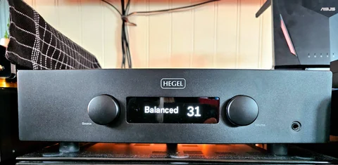 Hegel H190 bytes mot Bladelius Thor 3 i bra skick