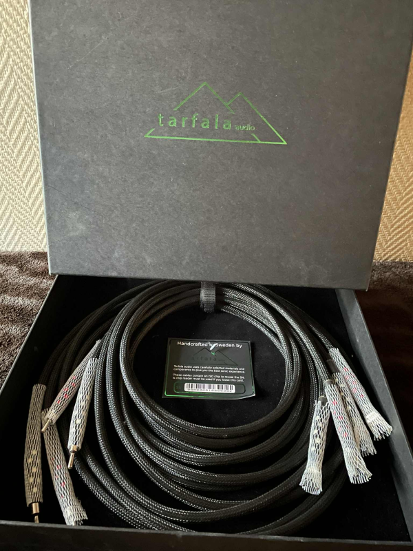 Tarfala högtalakabel  - Bild 1 av 1