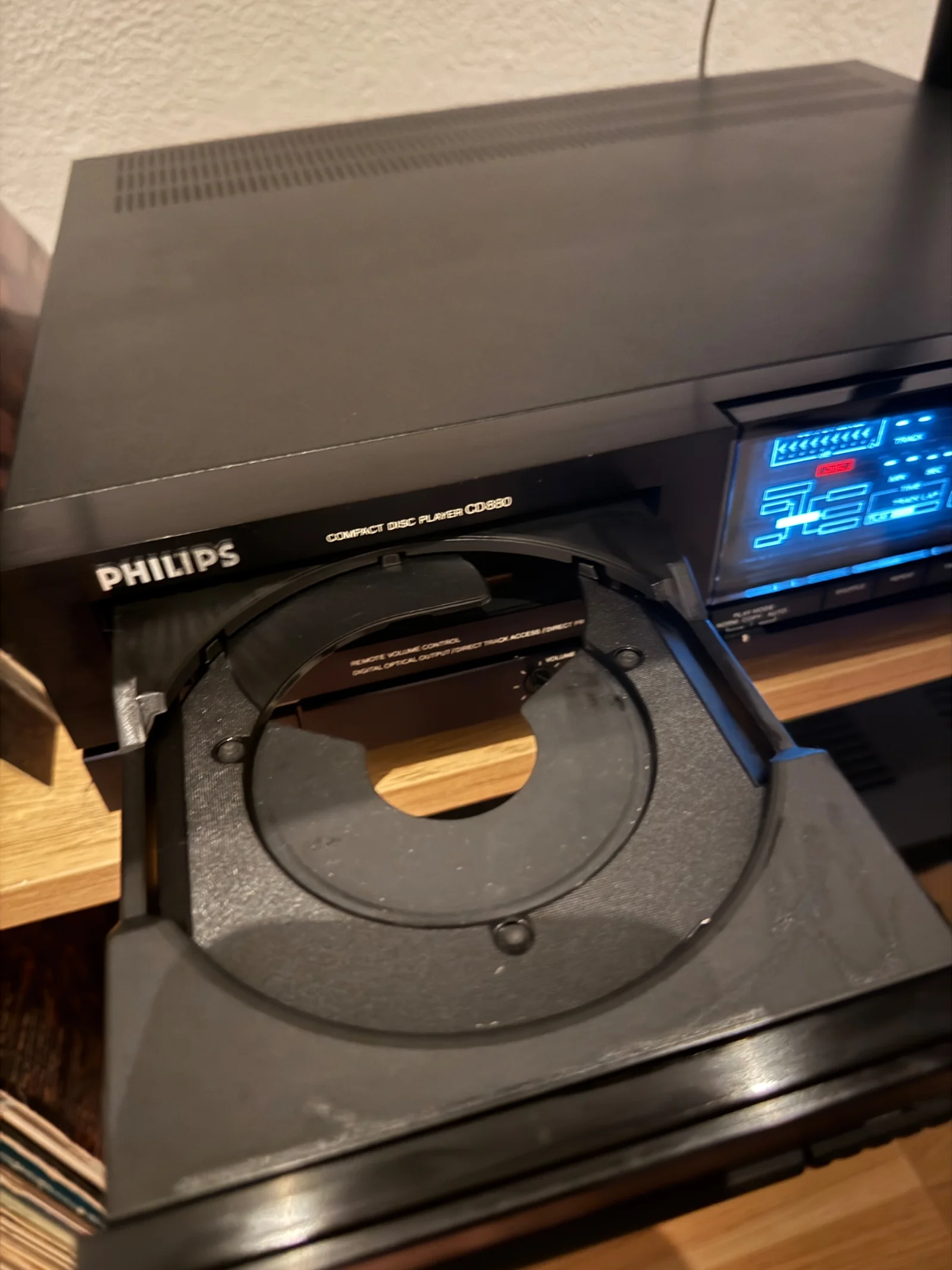 Philips CD880 &ndash; mycket fint exemplar - Bild 2 av 8