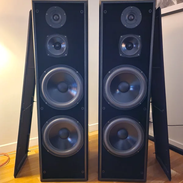 Dali 109 center bakh&ouml;gtalare Denon hembio-f&ouml;rst&auml;rk - Bild 1 av 8