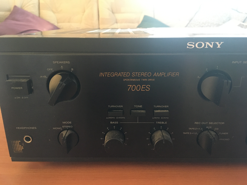 Sony TA F-700ES (1987-89) Sony TA F-700ES (1987-89) - Bild 2 av 5
