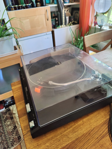 Technics SL 221 skivspelare 