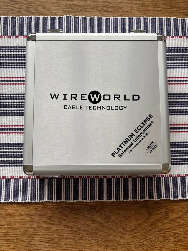Wireworld Platinum Eclipse (6) xlr 1 meter Wireworld Platinum Eclipse (6) xlr 1 meter - Bild 1 av 5
