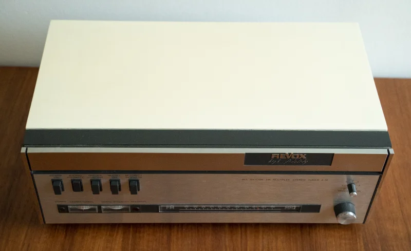 Revox A76 FM Stereo Tuner Revox A76 FM Stereo Tuner - Bild 2 av 5