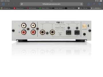 Musical Fidelity V90 blue